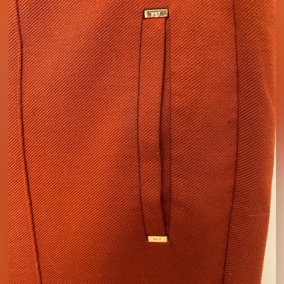 Cropped pocketed trousers - Picture 6 of 8